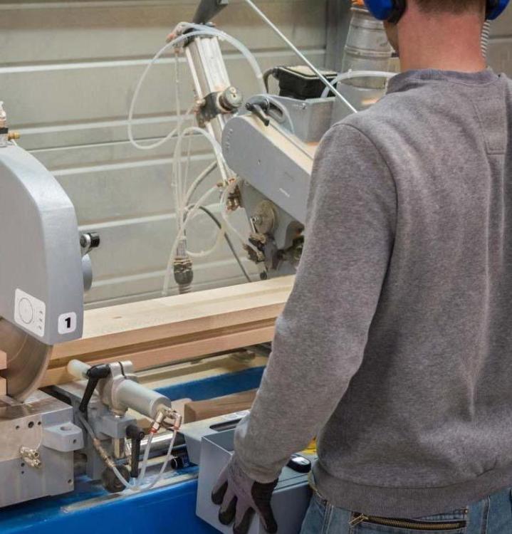 Fabricant de châssis de porte France